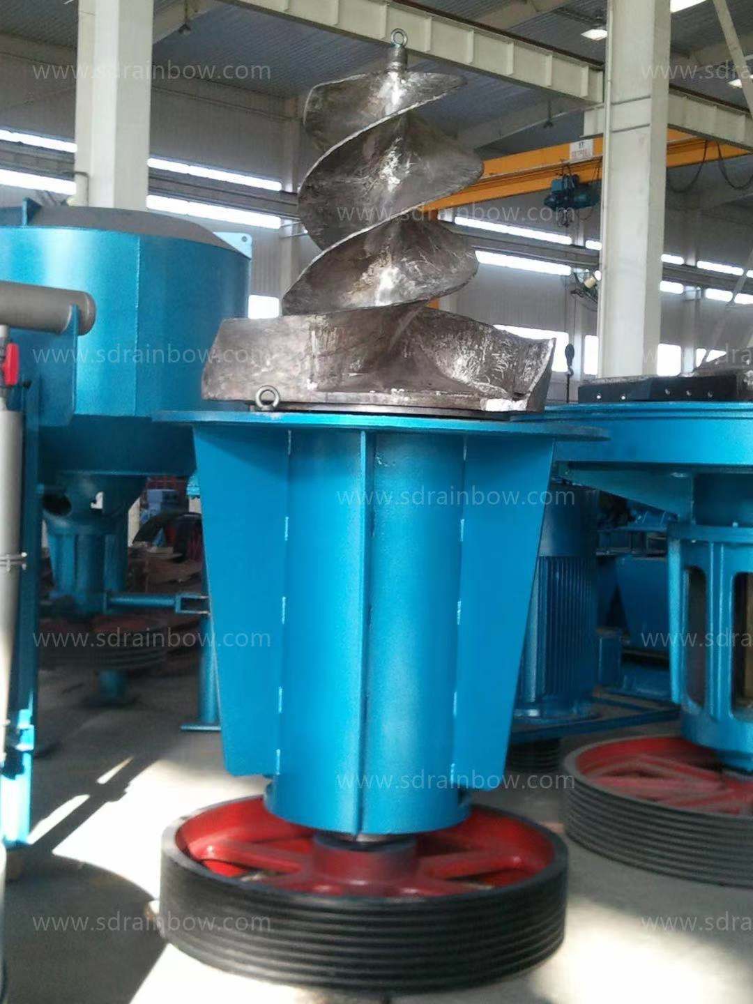 Middle consistency pulper